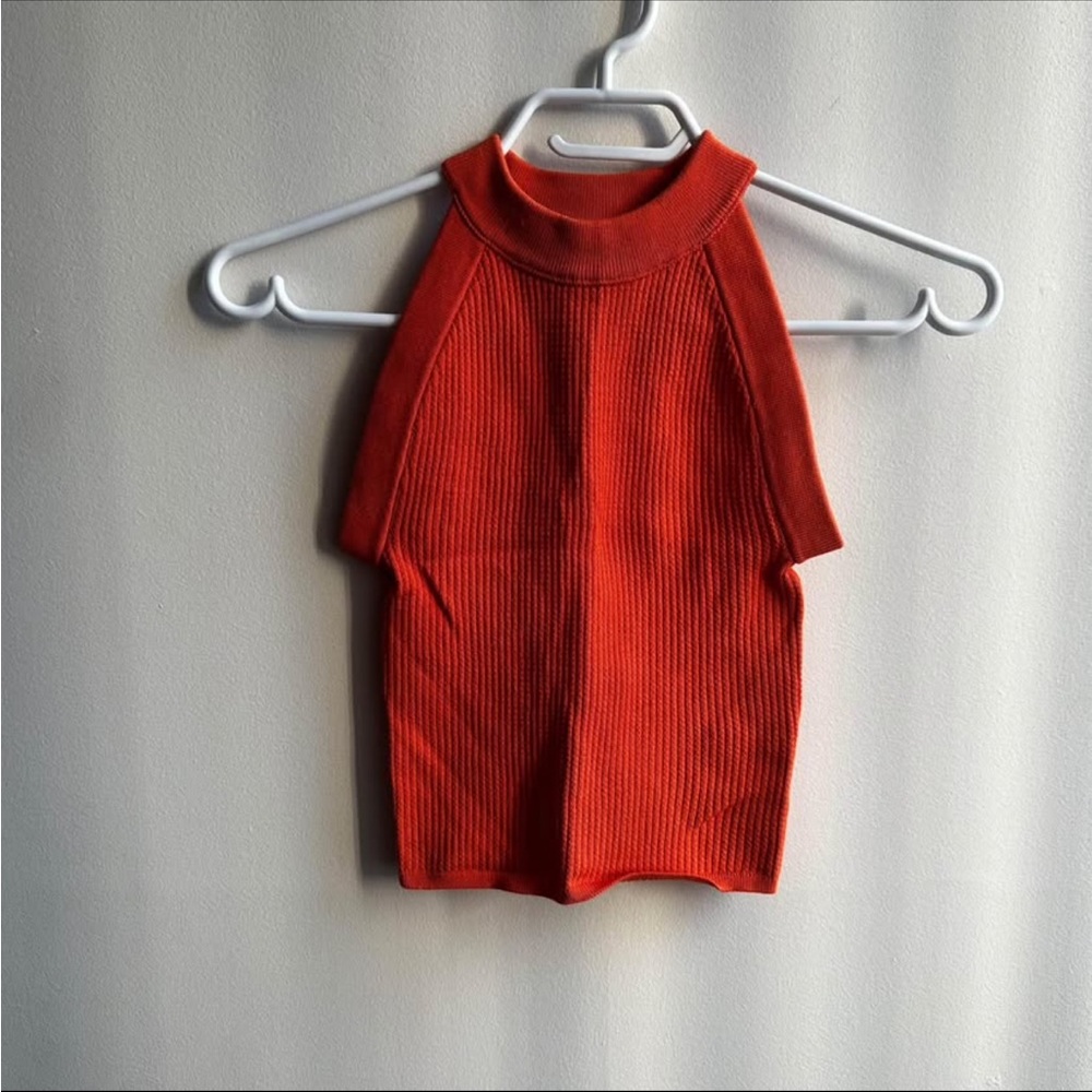 Aritzia knit halter - Picture 1 of 4